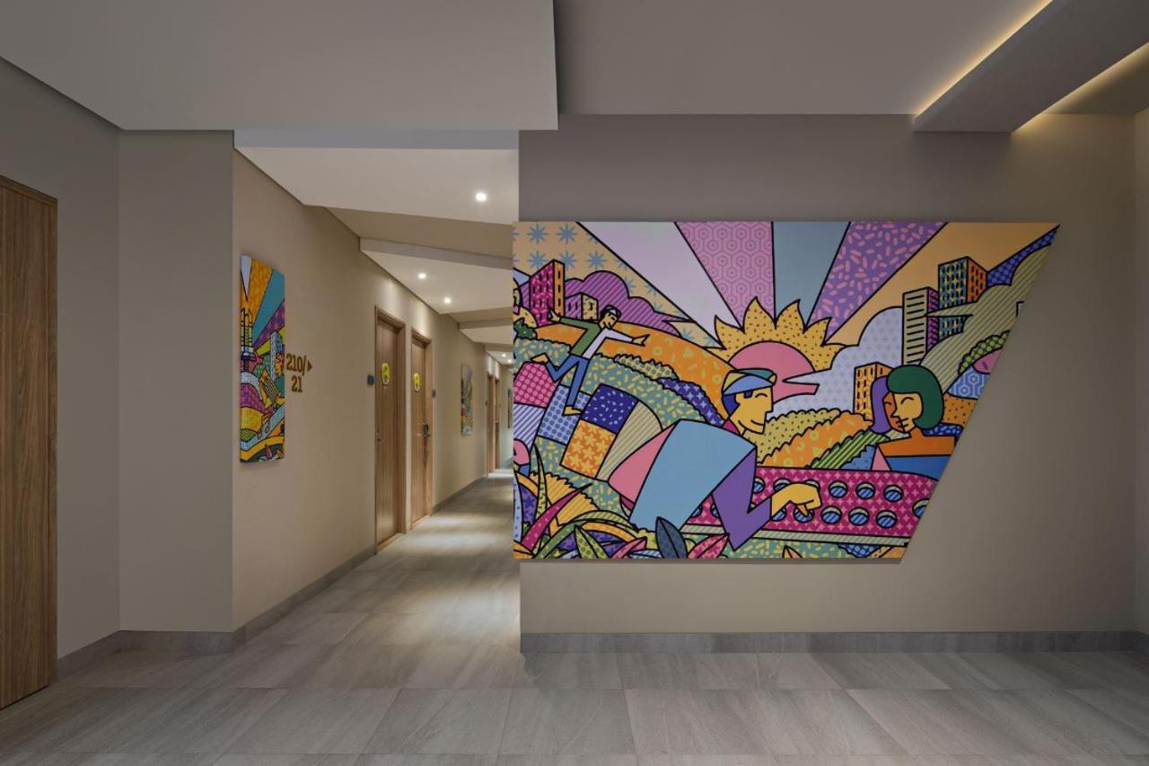 Maxonehotels At Kota Harapan Indah-Bekasi Esterno foto